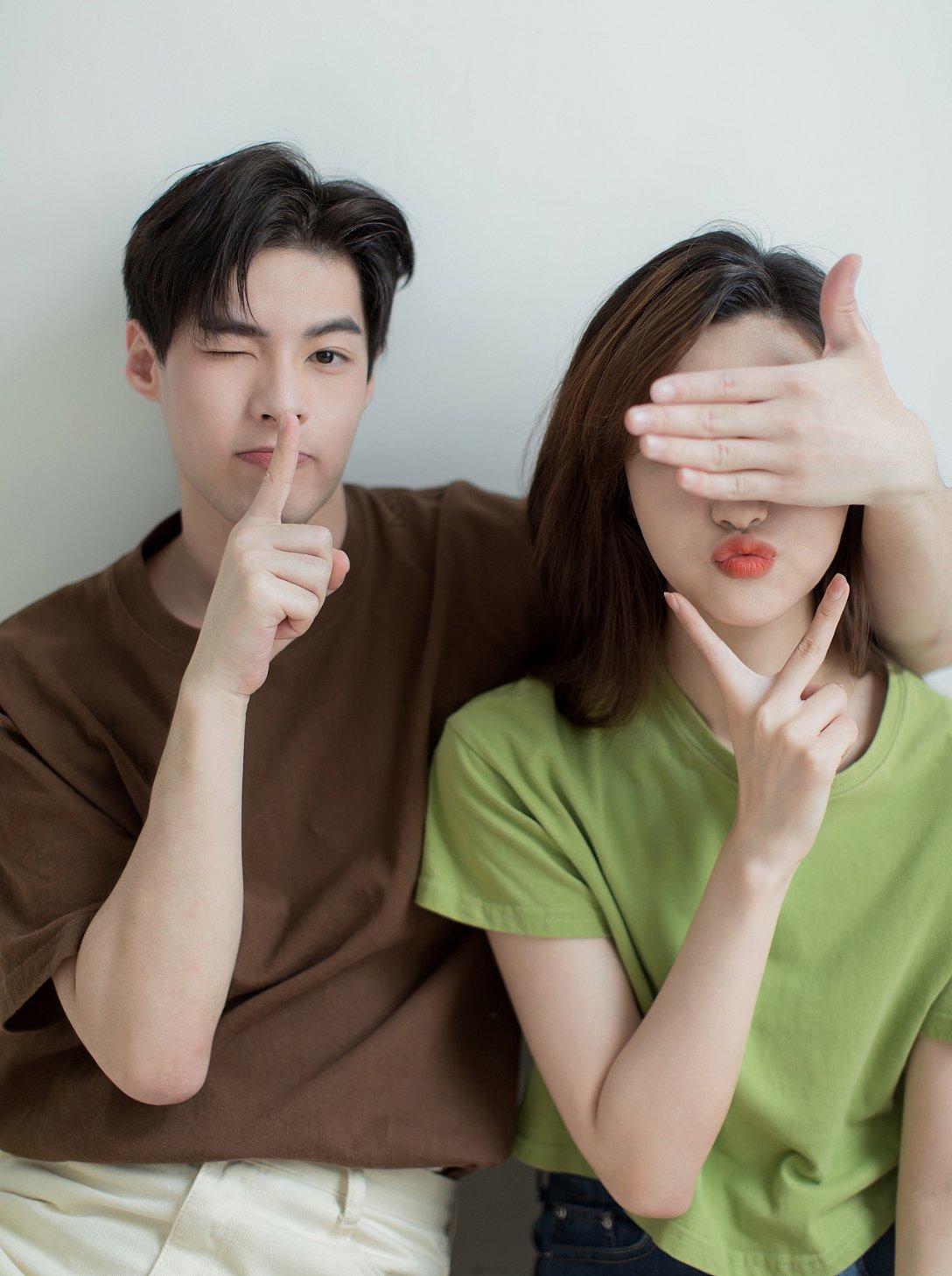 追女孩的时候，要聊些什么话题呢？游戏画面